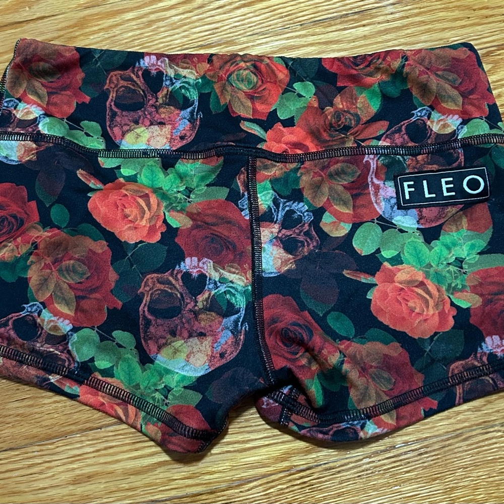 Fleo Women's Skull and Roses Athletic Shorts - Black, Red, Green